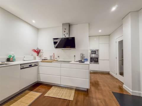 Apartamento T3 Venda em São Mamede de Infesta e Senhora da Hora,Matosinhos