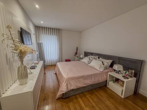 Apartamento T3 Venda em São Mamede de Infesta e Senhora da Hora,Matosinhos