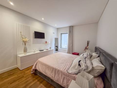 Apartamento T3 Venda em São Mamede de Infesta e Senhora da Hora,Matosinhos