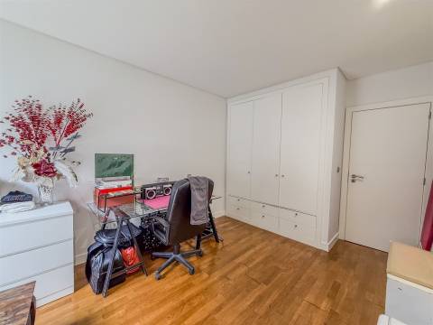 Apartamento T3 Venda em São Mamede de Infesta e Senhora da Hora,Matosinhos