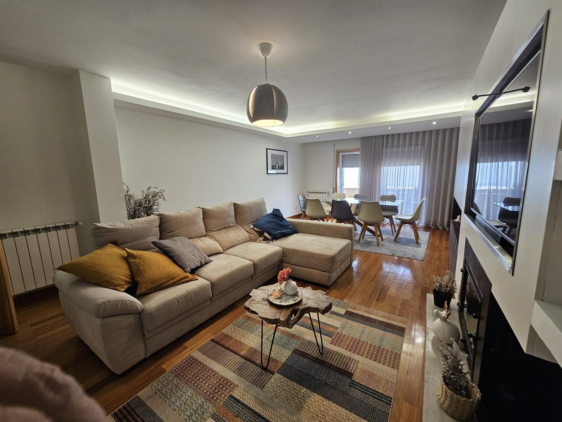 Apartamento T4 Venda em Custóias, Leça do Balio e Guifões,Matosinhos