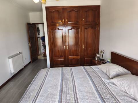 Moradia T4 Venda em Oliveira de Azeméis, Santiago de Riba-Ul, Ul, Macinhata da Seixa e Madail,Oliveira de Azeméis