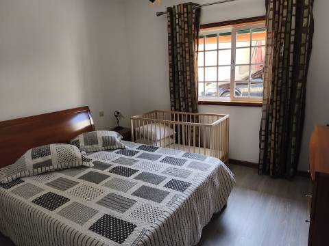 Moradia T4 Venda em Oliveira de Azeméis, Santiago de Riba-Ul, Ul, Macinhata da Seixa e Madail,Oliveira de Azeméis