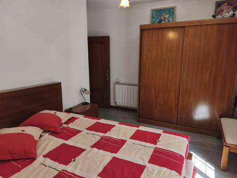 Moradia T4 Venda em Oliveira de Azeméis, Santiago de Riba-Ul, Ul, Macinhata da Seixa e Madail,Oliveira de Azeméis