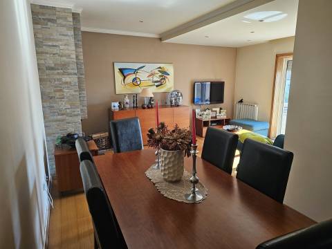 Apartamento T3 Venda em São Mamede de Infesta e Senhora da Hora,Matosinhos