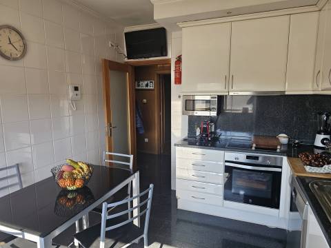 Apartamento T3 Venda em São Mamede de Infesta e Senhora da Hora,Matosinhos