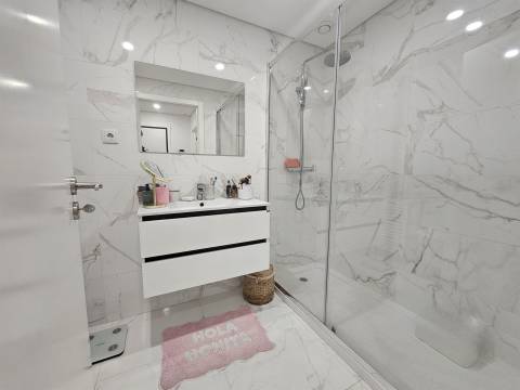 Apartamento T0 Venda em Matosinhos e Leça da Palmeira,Matosinhos