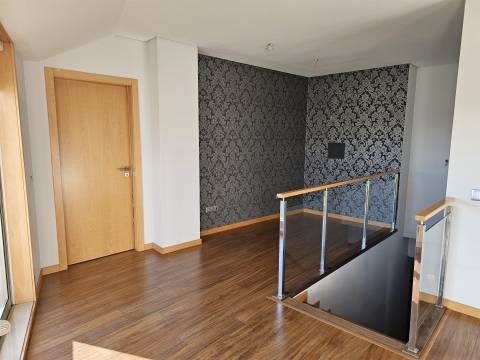 Apartamento T3 Venda em São Mamede de Infesta e Senhora da Hora,Matosinhos