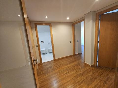 Apartamento T3 Venda em São Mamede de Infesta e Senhora da Hora,Matosinhos