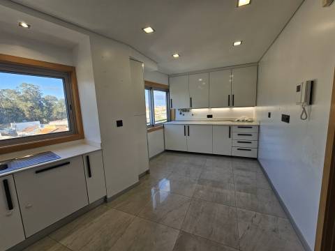 Apartamento T3 Venda em São Mamede de Infesta e Senhora da Hora,Matosinhos