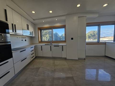 Apartamento T3 Venda em São Mamede de Infesta e Senhora da Hora,Matosinhos