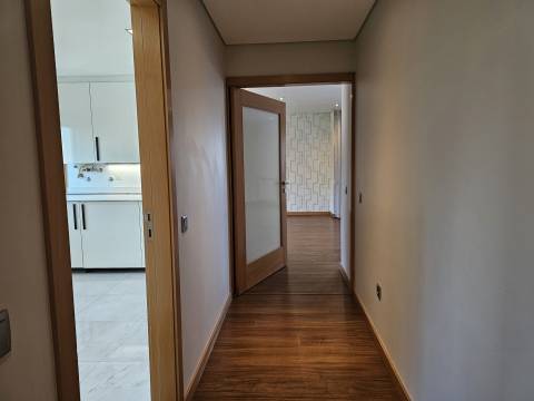 Apartamento T3 Venda em São Mamede de Infesta e Senhora da Hora,Matosinhos