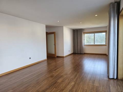 Apartamento T3 Venda em São Mamede de Infesta e Senhora da Hora,Matosinhos