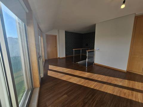 Apartamento T3 Venda em São Mamede de Infesta e Senhora da Hora,Matosinhos