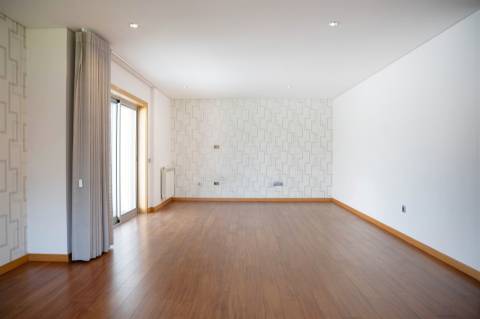 Apartamento T3 Venda em São Mamede de Infesta e Senhora da Hora,Matosinhos