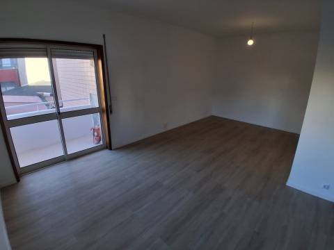 Apartamento T2 Venda em Baguim do Monte (Rio Tinto),Gondomar