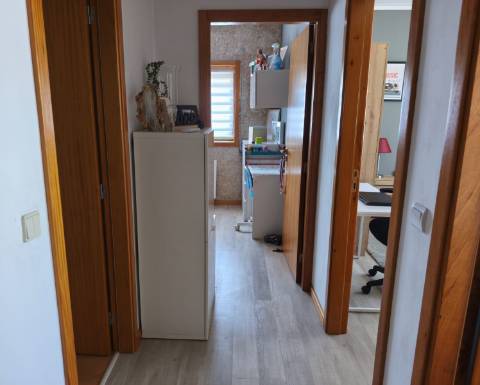 Apartamento T2+1 Venda em São Paio de Oleiros,Santa Maria da Feira
