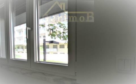 T3+1 novo, em 2° piso com elevador no Montijo