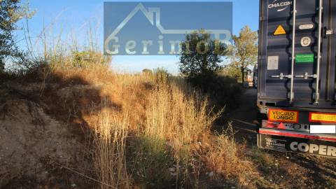 Moradia com negócio de restauração