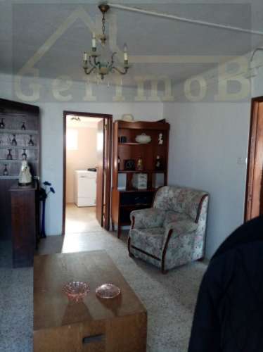 Moradia inserida em terreno misto em Lagameças, concelho de Palmela