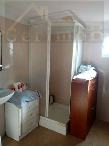 Moradia inserida em terreno misto em Lagameças, concelho de Palmela