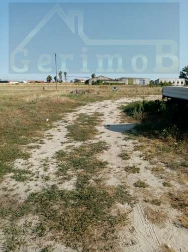 Moradia inserida em terreno misto em Lagameças, concelho de Palmela