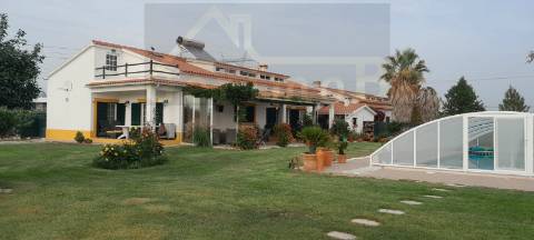 Moradia em Palmela (Cajados) com piscina