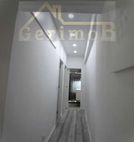 T2 noLaranjeiro com varanda