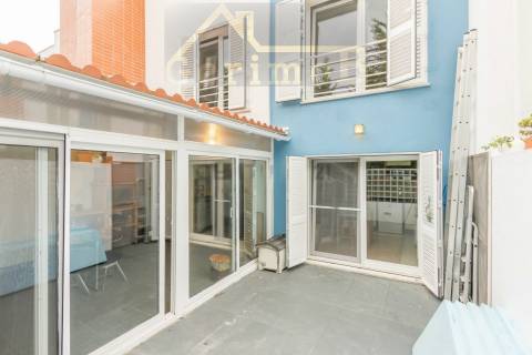 Moradia em zona nobre do Pinhal Novo, na Vila Serena