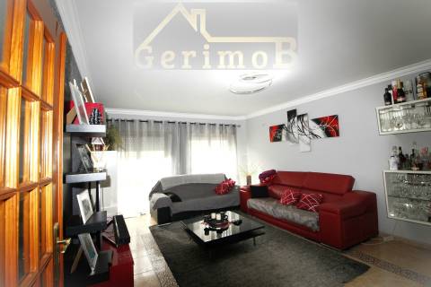 Vende-se T3 em Pinhal Novo, Palmela