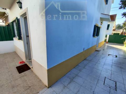 vende-se V3 em quinta do conde