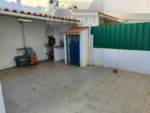 vende-se V3 em quinta do conde