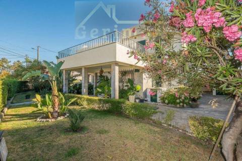 moradia de sonho em belverde, a 10 minutos da bela praia da fonte da telha