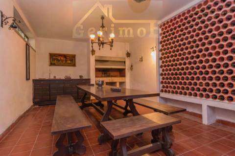 moradia de sonho em belverde, a 10 minutos da bela praia da fonte da telha