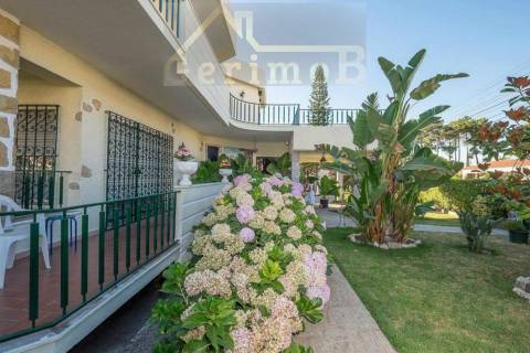 moradia de sonho em belverde, a 10 minutos da bela praia da fonte da telha