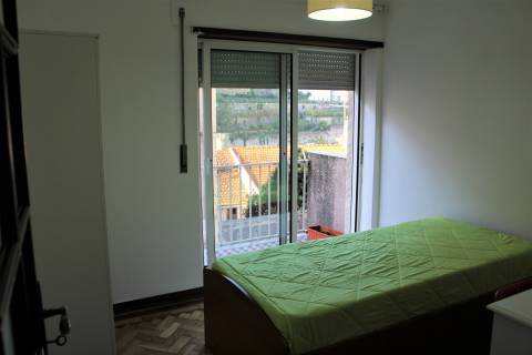 Apartamento T2  junto à Praça da República