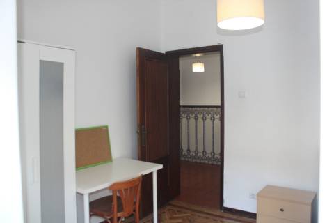 Apartamento T2  junto à Praça da República