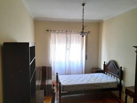 Quarto em Celas para estudante  (rapariga)