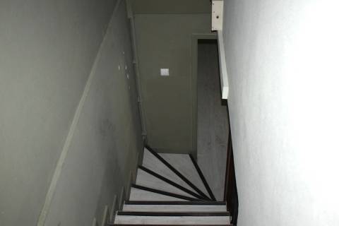 Arrenda loja na baixa de Coimbra. Boas áreas