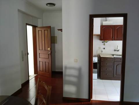 Apartamento T1  na Urbanização do Arco Pintado