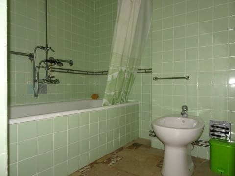 Arrenda quatro quartos a estudantes, Baixa de Coimbra