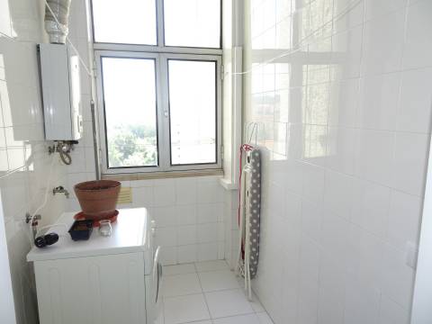 Quarto para estudante junto à FEUC/POlO III