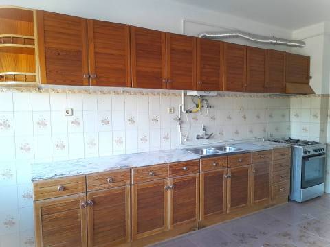 T2 para arrendar em Miranda do corvo, bom estado de conservação