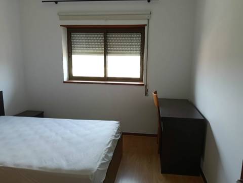 T3 mobilado em Celas, junto aos HUC