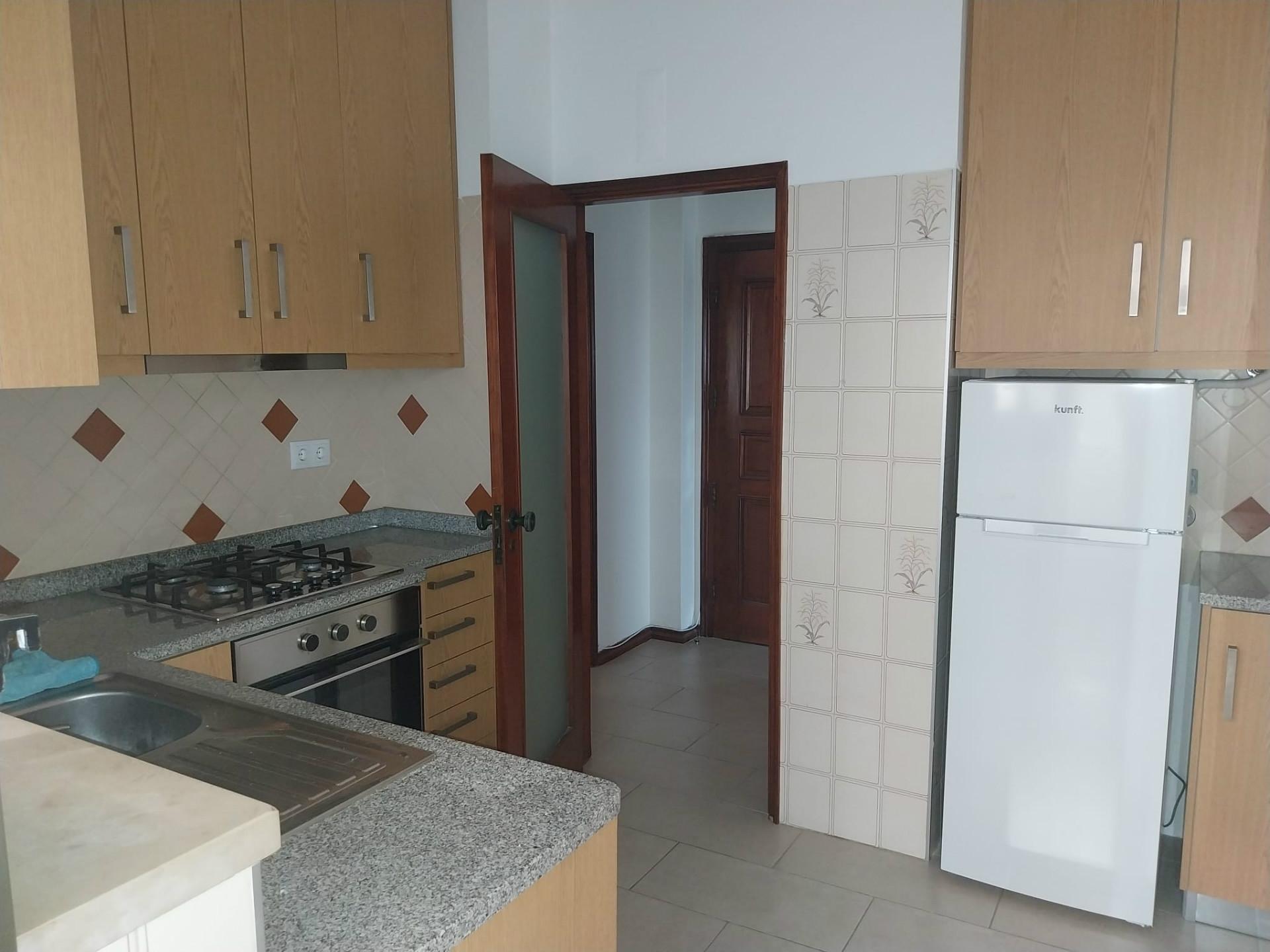 T3 para venda em Celas, garagem, varandas e vistas desafogadas