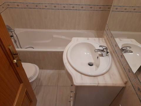 Apartamento T1 Arrendamento em Santo António dos Olivais,Coimbra