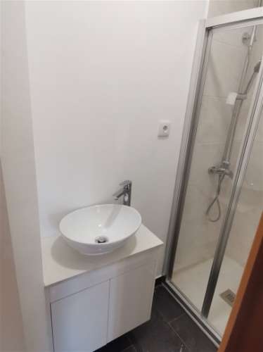 Confortável T2 mobilado com 2 Casas de Banho – Como Novo