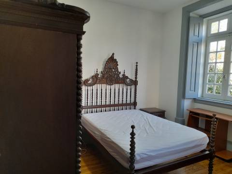 Arrenda T3 mobilado em zona nobre de Coimbra- Av. Dias Silva