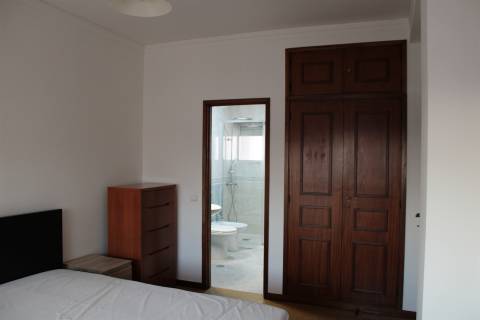 Oportunidade de arrendamento de T1- Av. Dr Dias da Silva