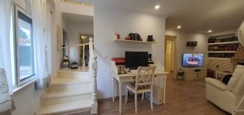 Quinta com piscina aquecida, Lareira,  sauna, jacuzzi e ginásio na Terrugem em Sintra